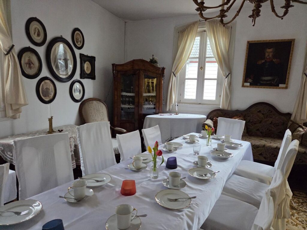Kaffeetafel im Heimatmuseum (Copyright Monika Sachse-Harmeling)